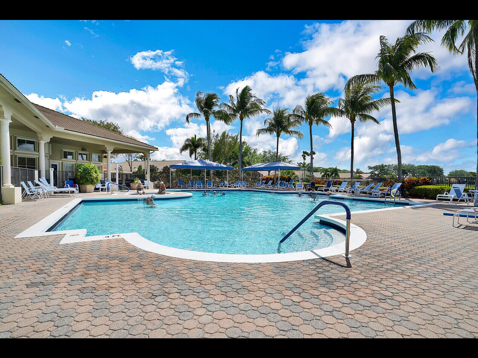 TUSCANY BAY - Residential Lease