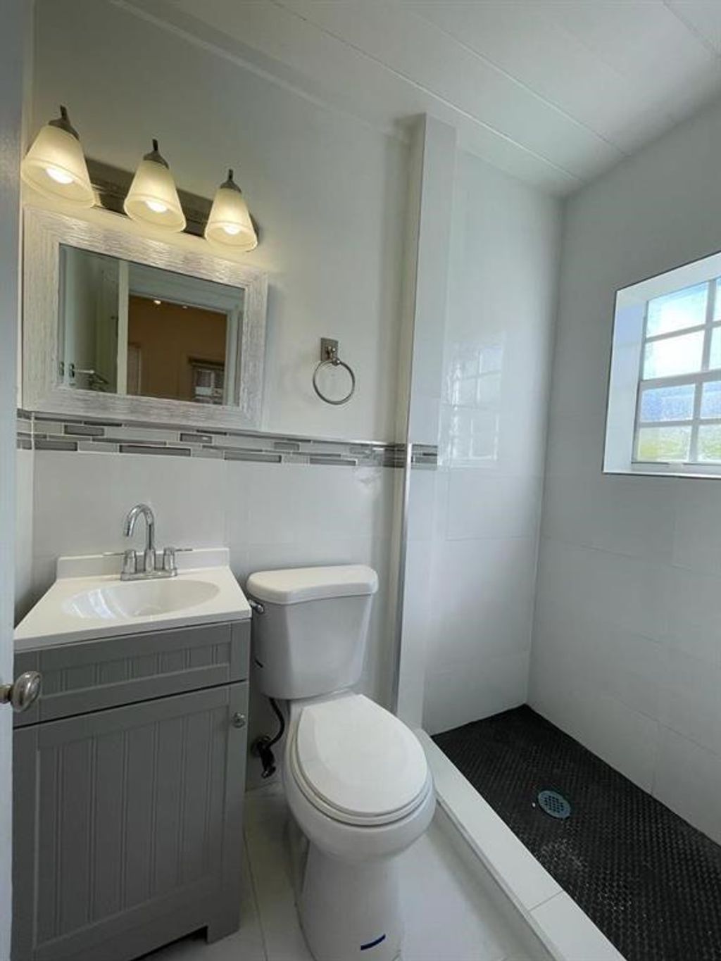 Photo of 104 NE 4th Avenue #C, Delray Beach, FL 33483 (MLS # B26003704)