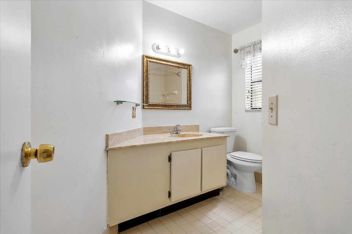 GRENADIER LAKES AT WELLEB - Residential