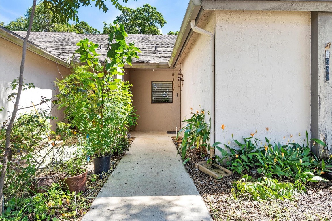 GRENADIER LAKES AT WELLEB - Residential