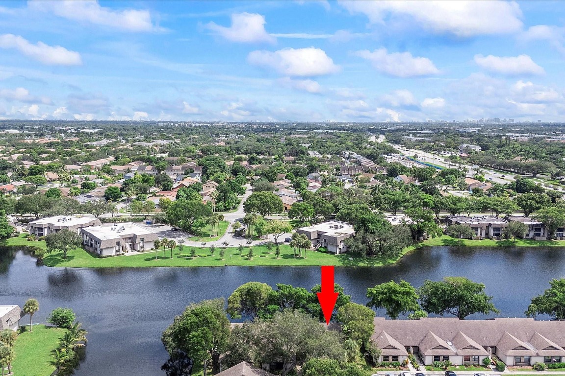 GRENADIER LAKES AT WELLEB - Residential