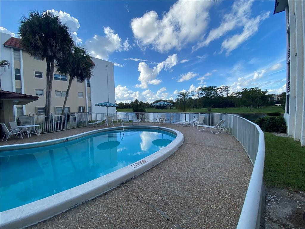 LAS VISTAS - Residential