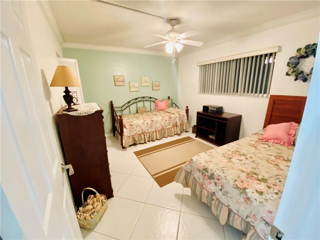 LAS VISTAS - Residential