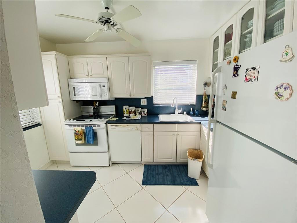 LAS VISTAS - Residential