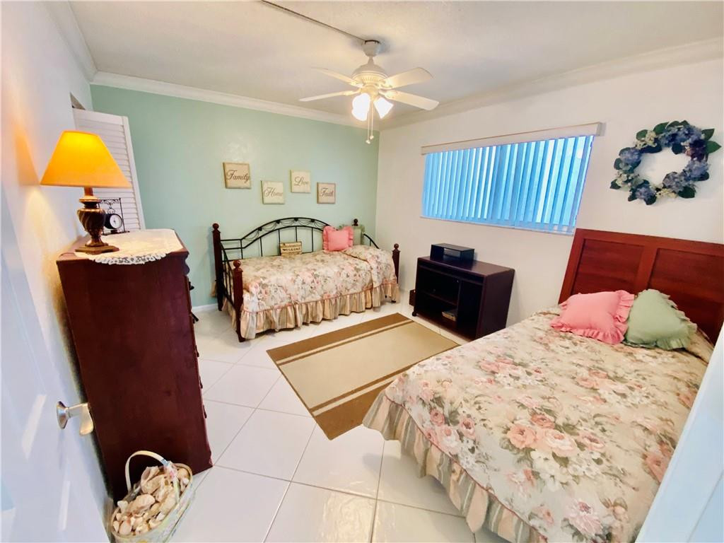 LAS VISTAS - Residential