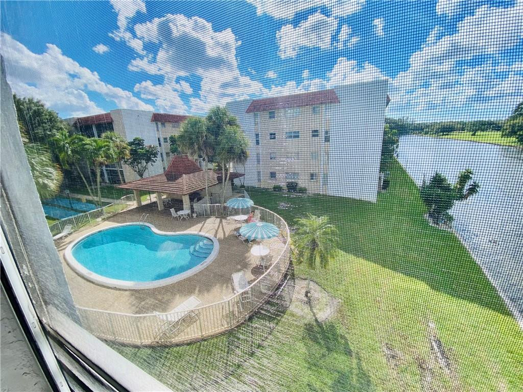 LAS VISTAS - Residential