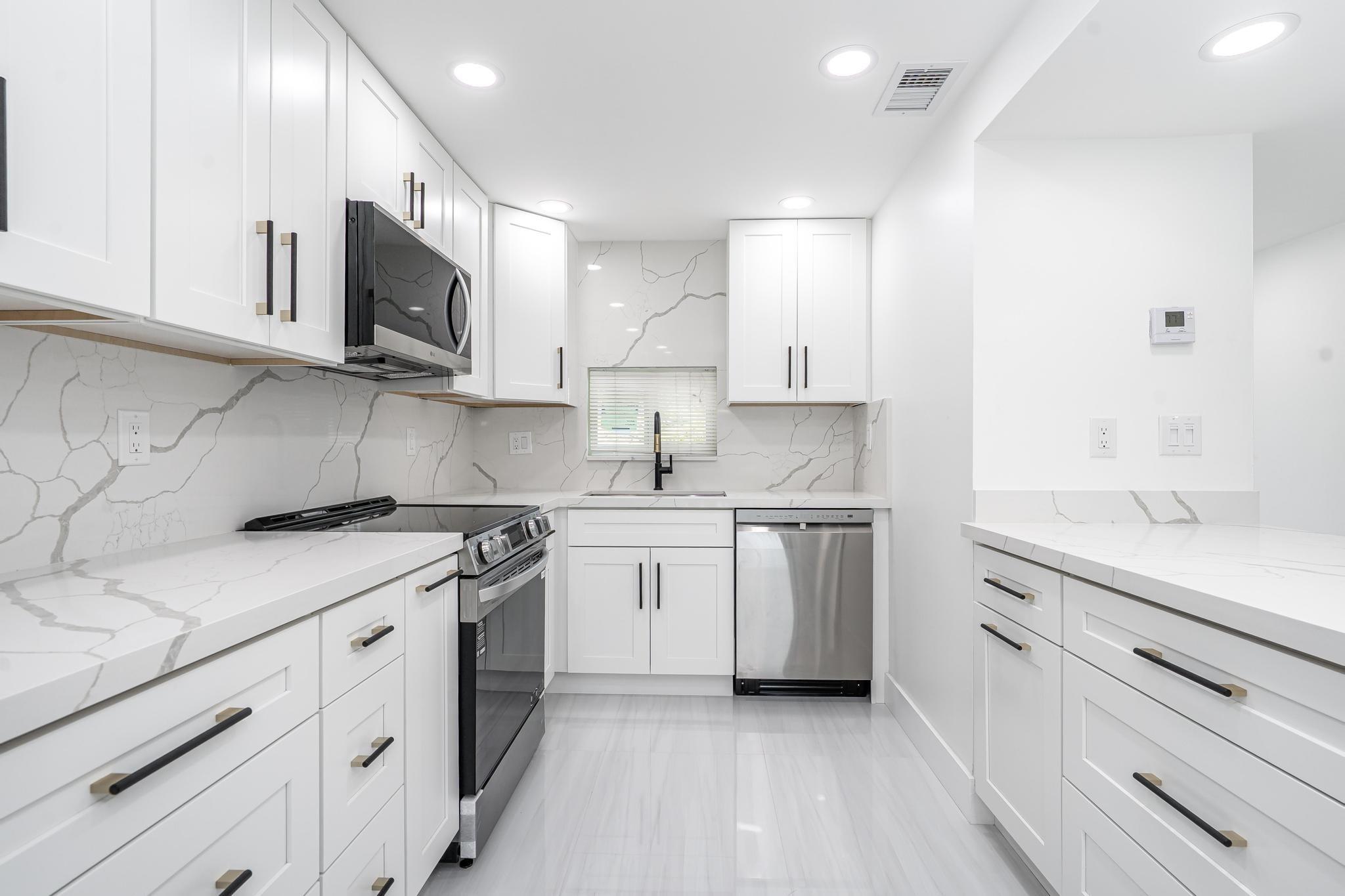 Hollybrook Golf & Tennis - Residential