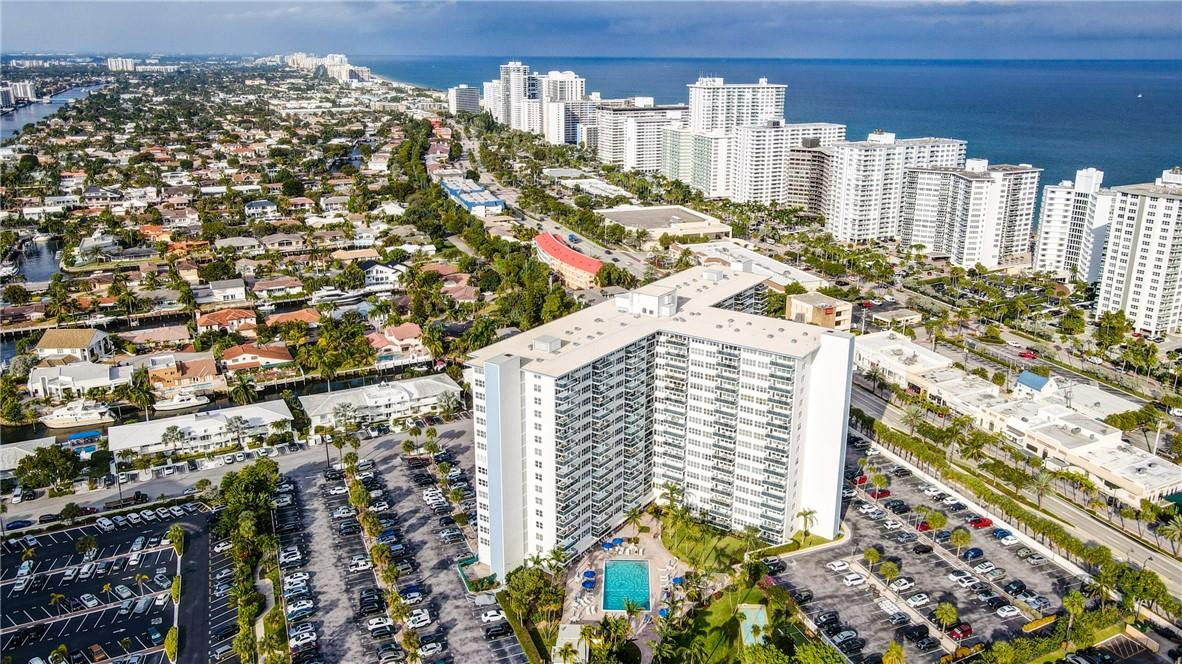 Coral Ridge Towers East - Residential