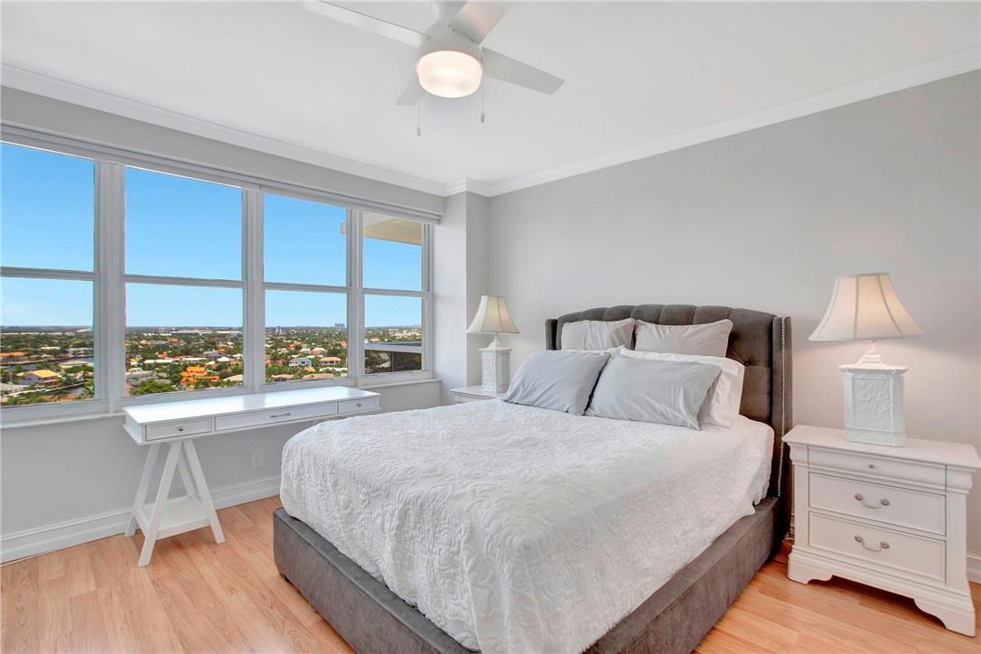 Coral Ridge Towers East - Residential
