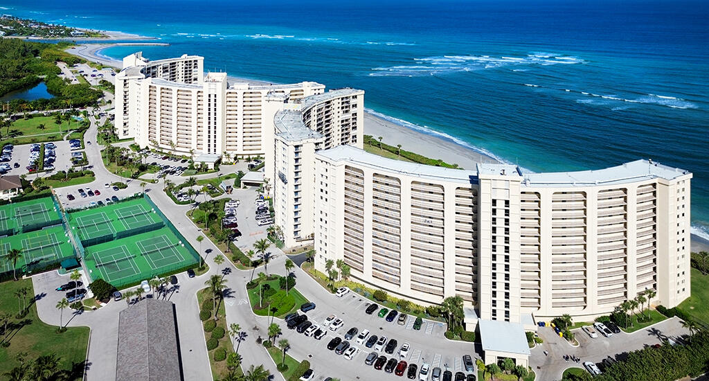 OCEAN TRAIL CONDO IV - Residential