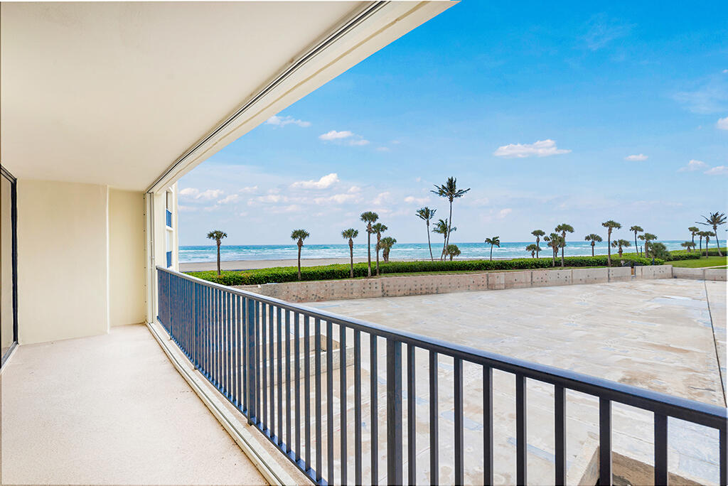 OCEAN TRAIL CONDO IV - Residential
