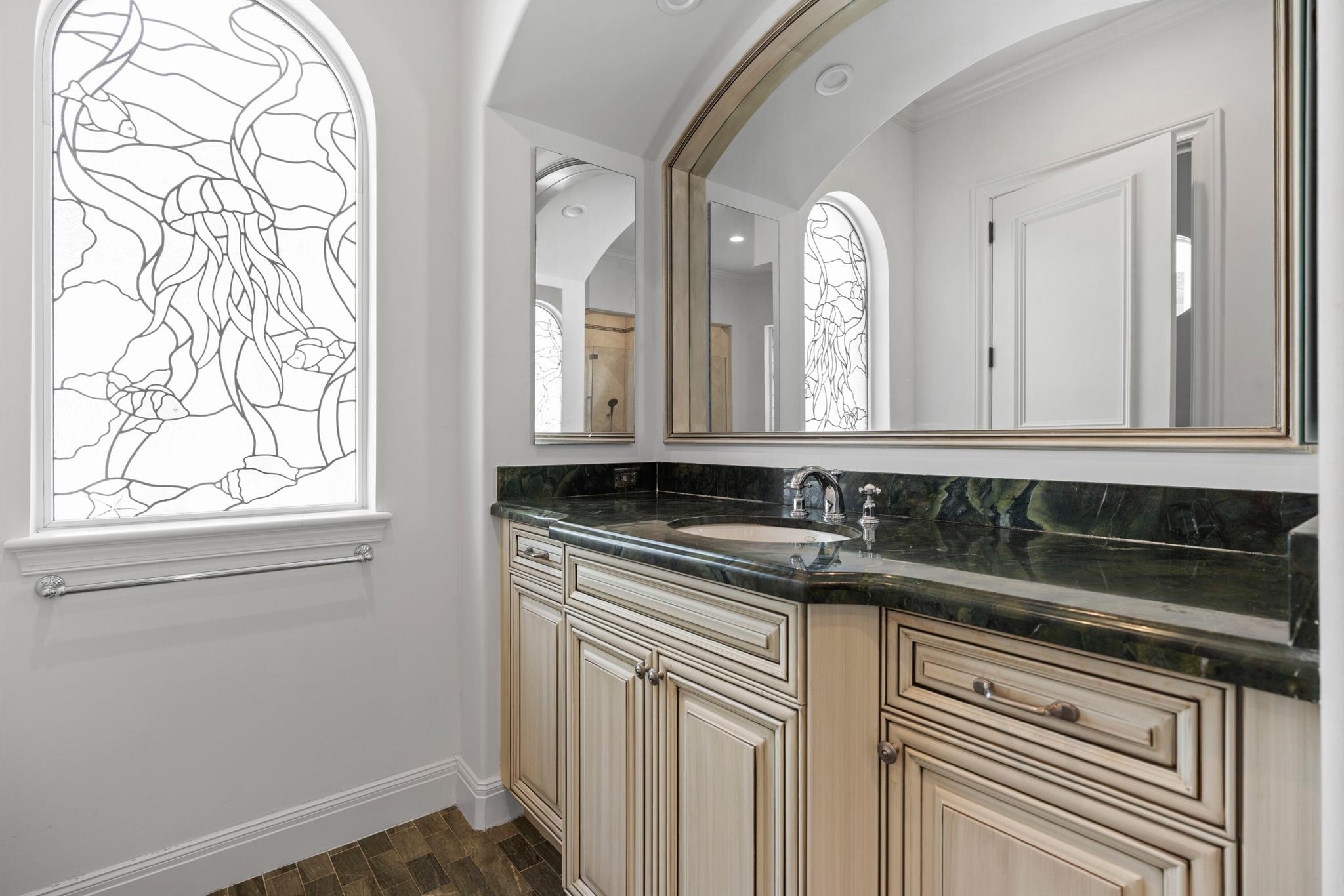 OLD PALM 2 - Residential