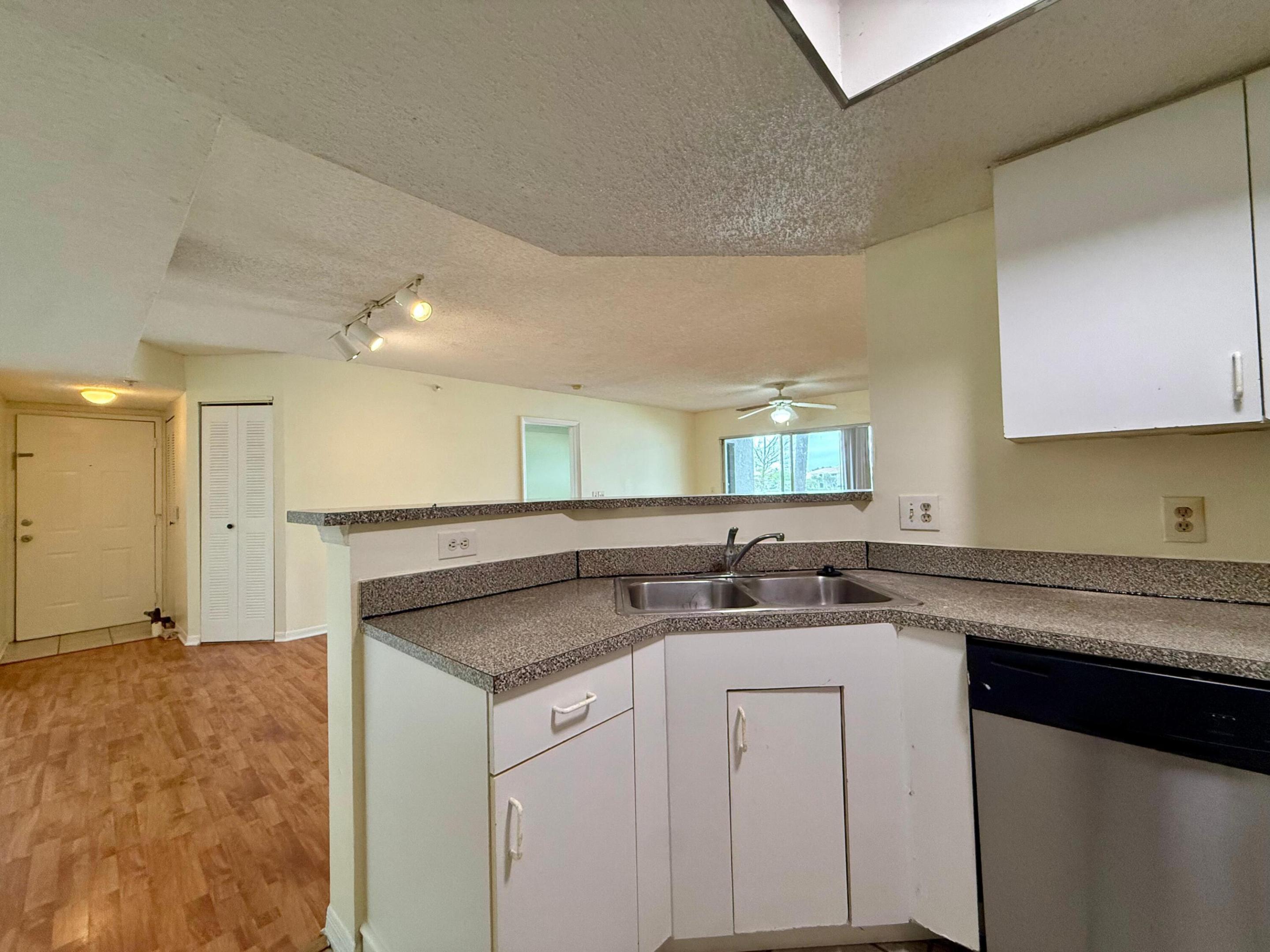 EVERGREEN LAKES CONDO - Residential Lease