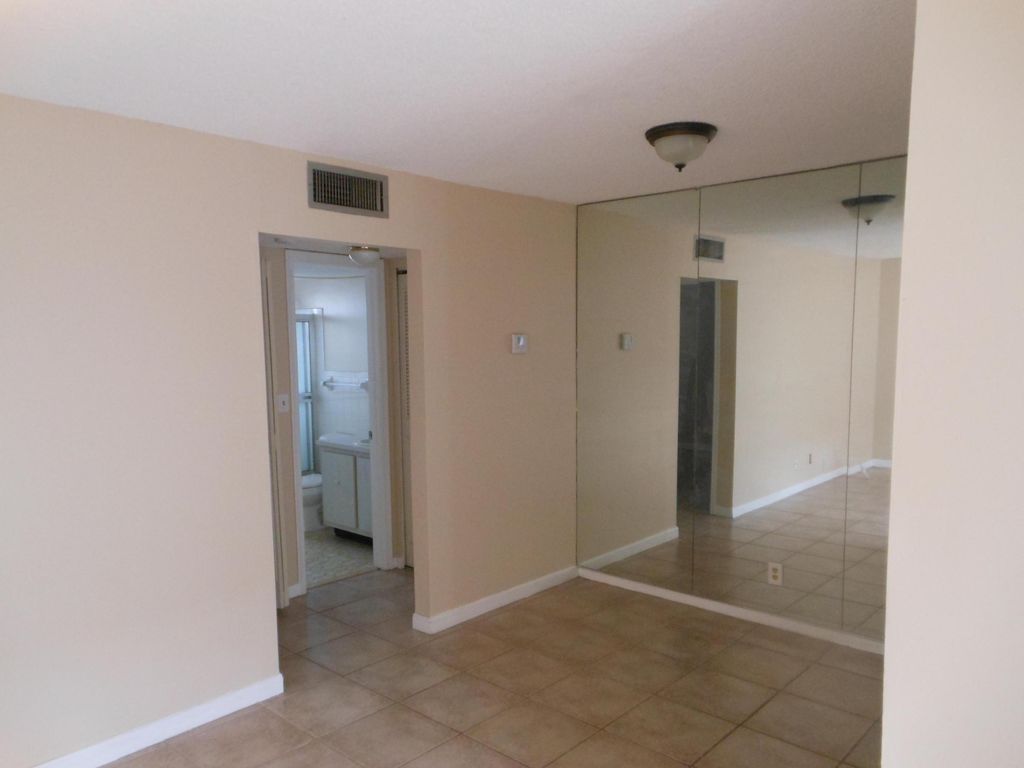 Photo of 205 NE 3rd Street NE #102, Boynton Beach, FL 33435 (MLS # B26022141)