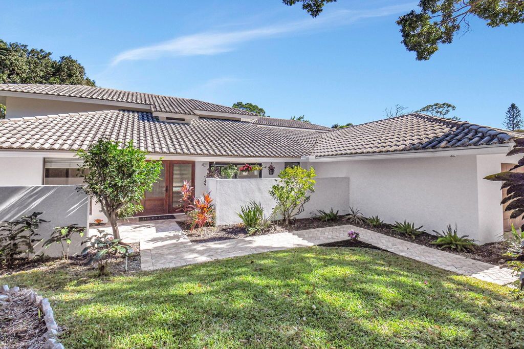 Photo of 6553 Timber Lane, Boca Raton, FL 33433 (MLS # R11039796)