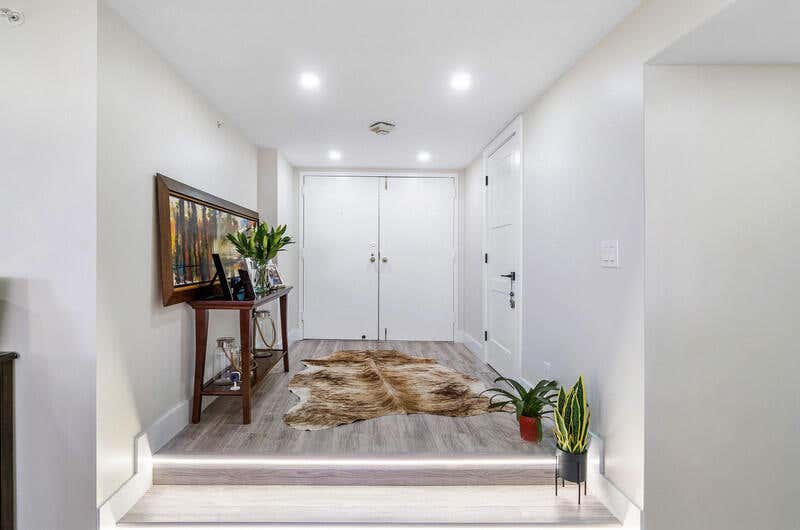 Photo of 1900 Consulate Place #406, West Palm Beach, FL 33401 (MLS # B26048803)