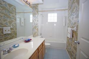 MUIRFIELD CONDO - Residential