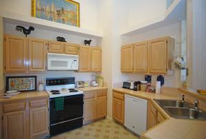 MUIRFIELD CONDO - Residential