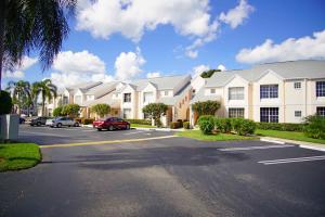 MUIRFIELD CONDO - Residential