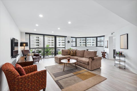 Featured picture for the property F10442192