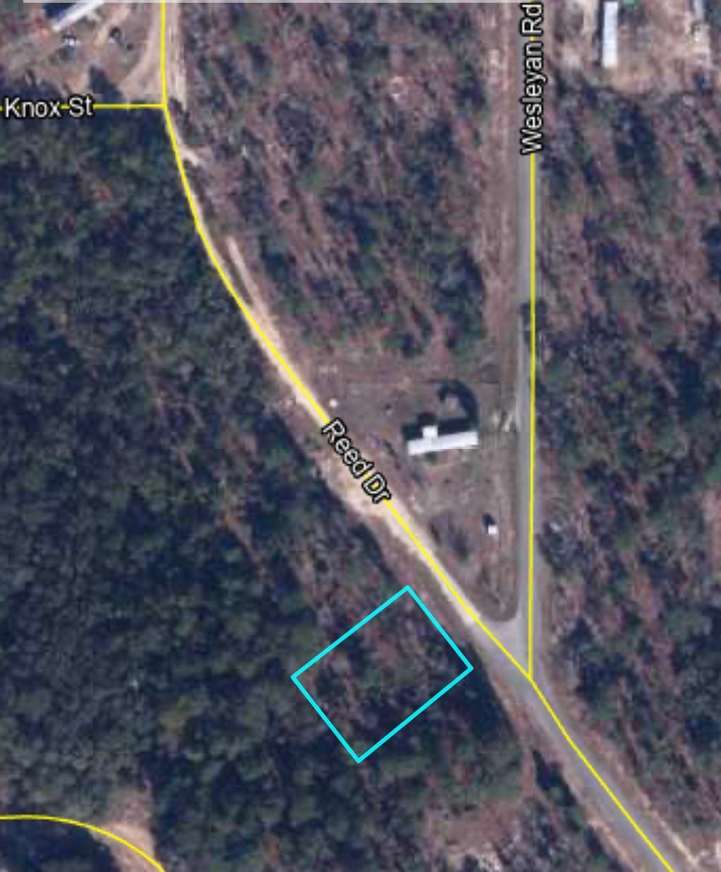 Build your Home or bring your new Mobile Home to this peaceful wooded lot. Keystone Heights offers many lakes for water sports, Gold Head State Park for exploring and camping, along with trails for bicycling. Town is centered between Palatka, Gainesville and Jacksonville. Owner financing available