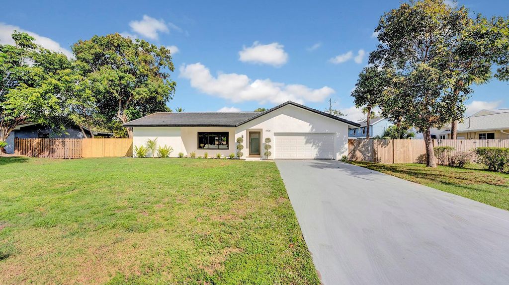 Photo of 4535 Palm Ridge Boulevard, Delray Beach, FL 33445 (MLS # R11138797)