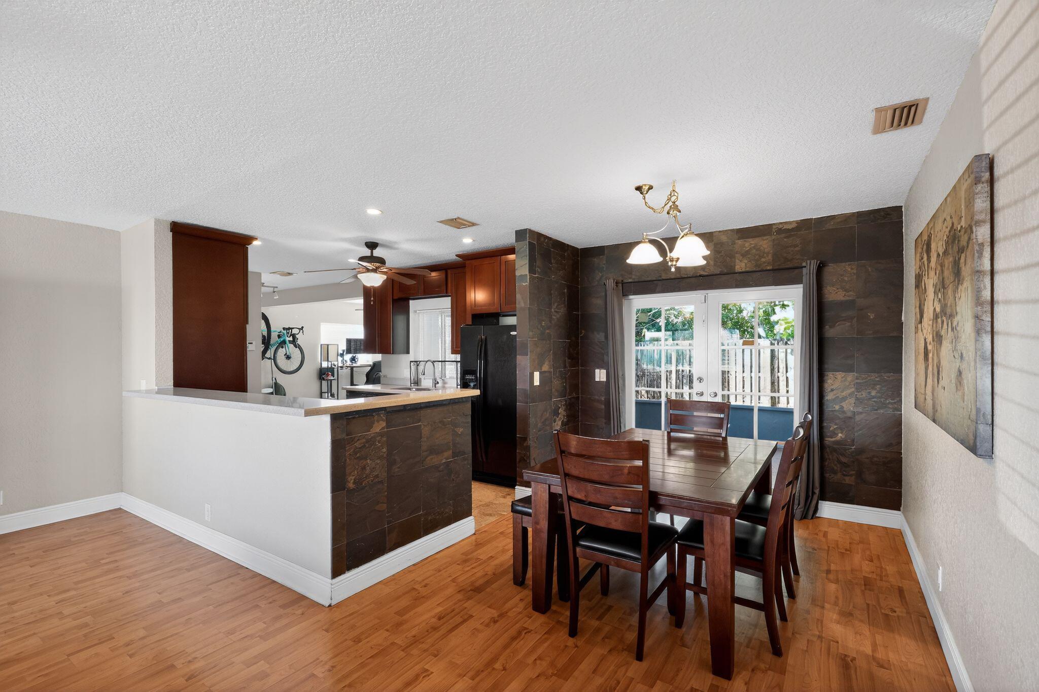 BONITA PARK - Residential