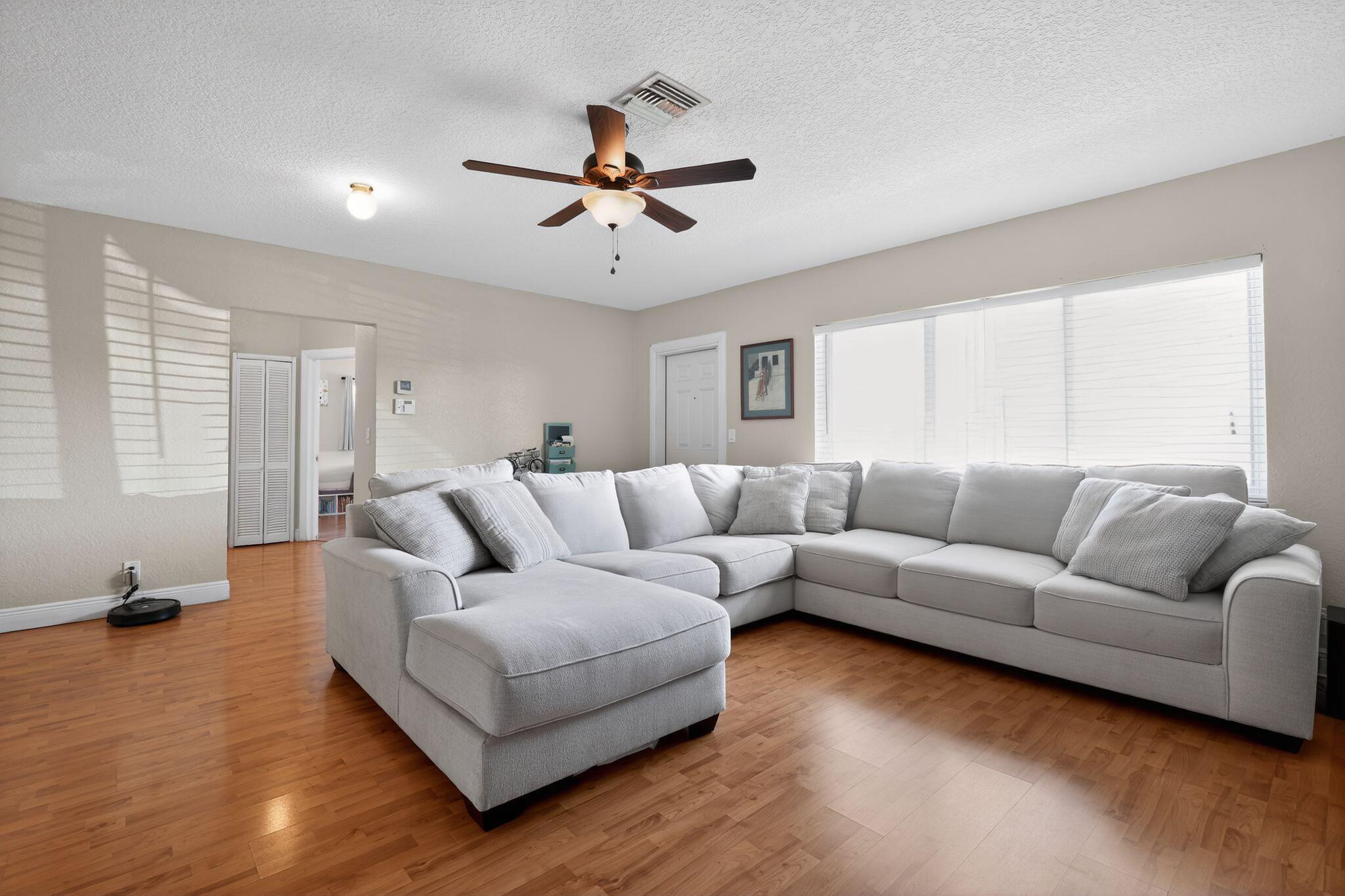 BONITA PARK - Residential