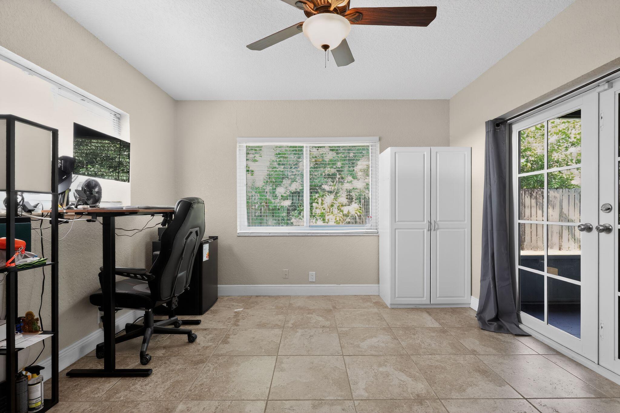 BONITA PARK - Residential