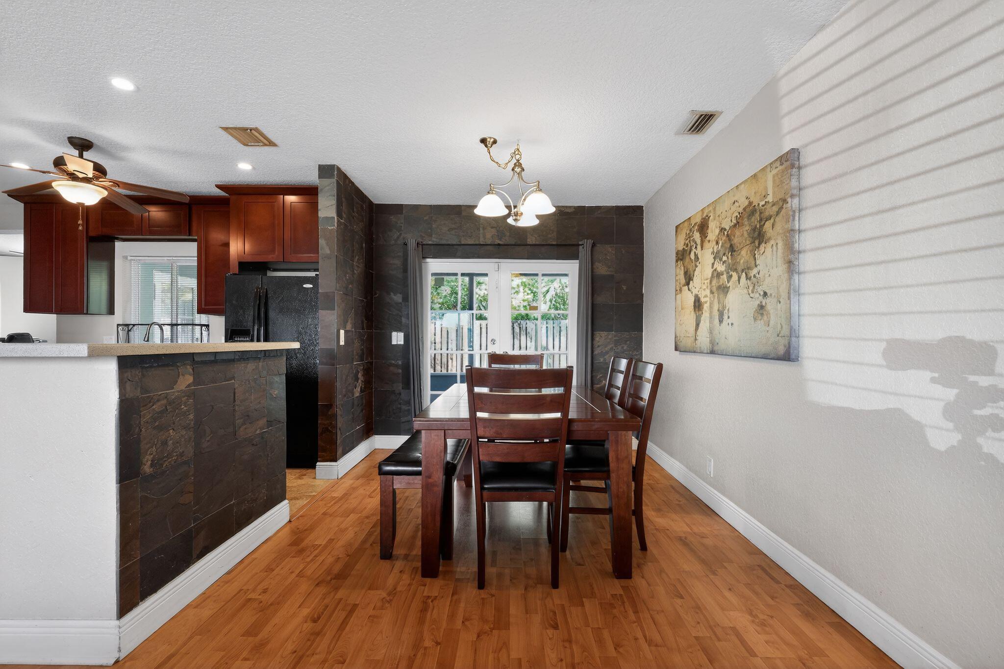 BONITA PARK - Residential