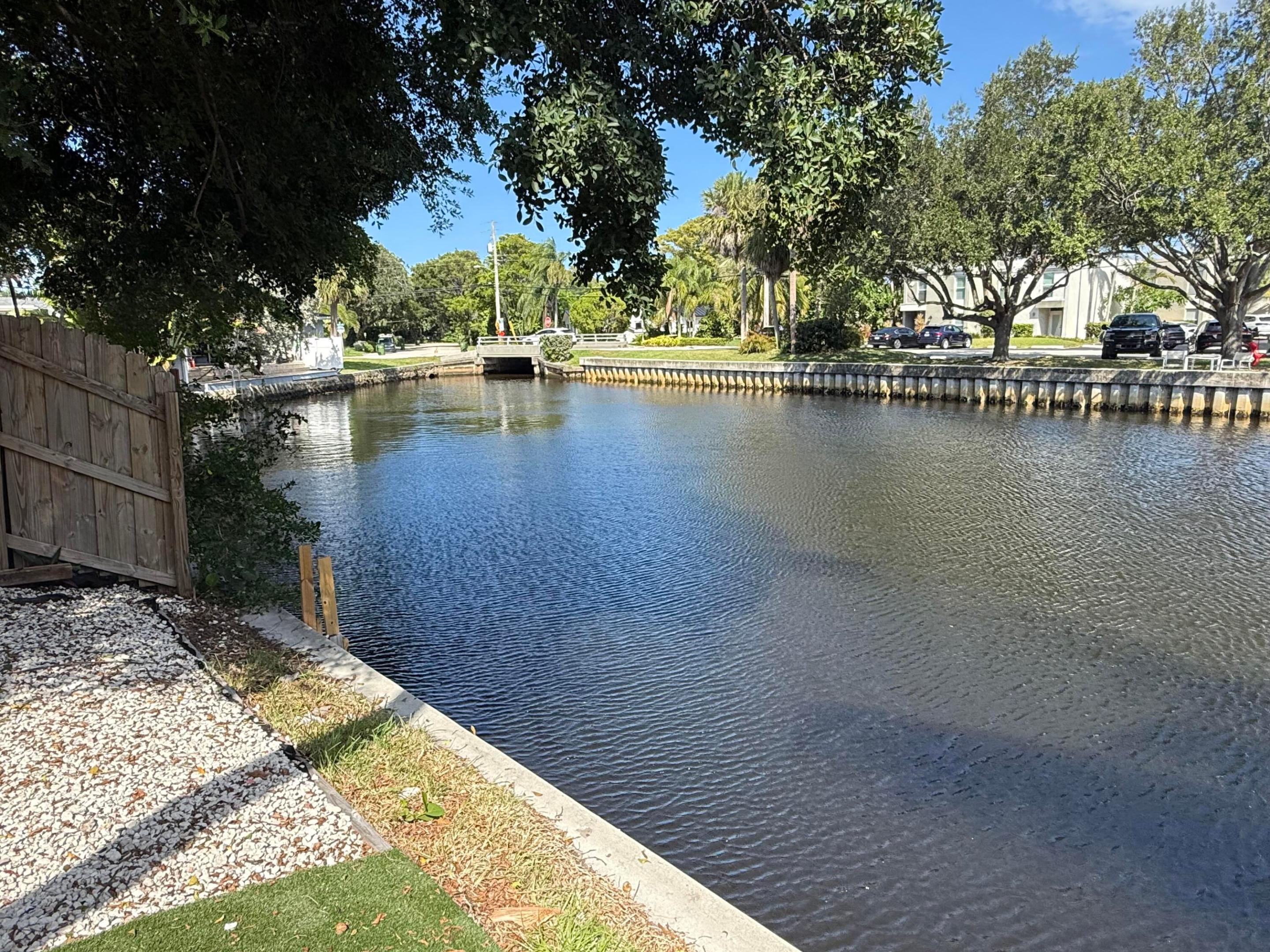 TROPICAL GARDENS AMENDED PLAT - Residential Lease