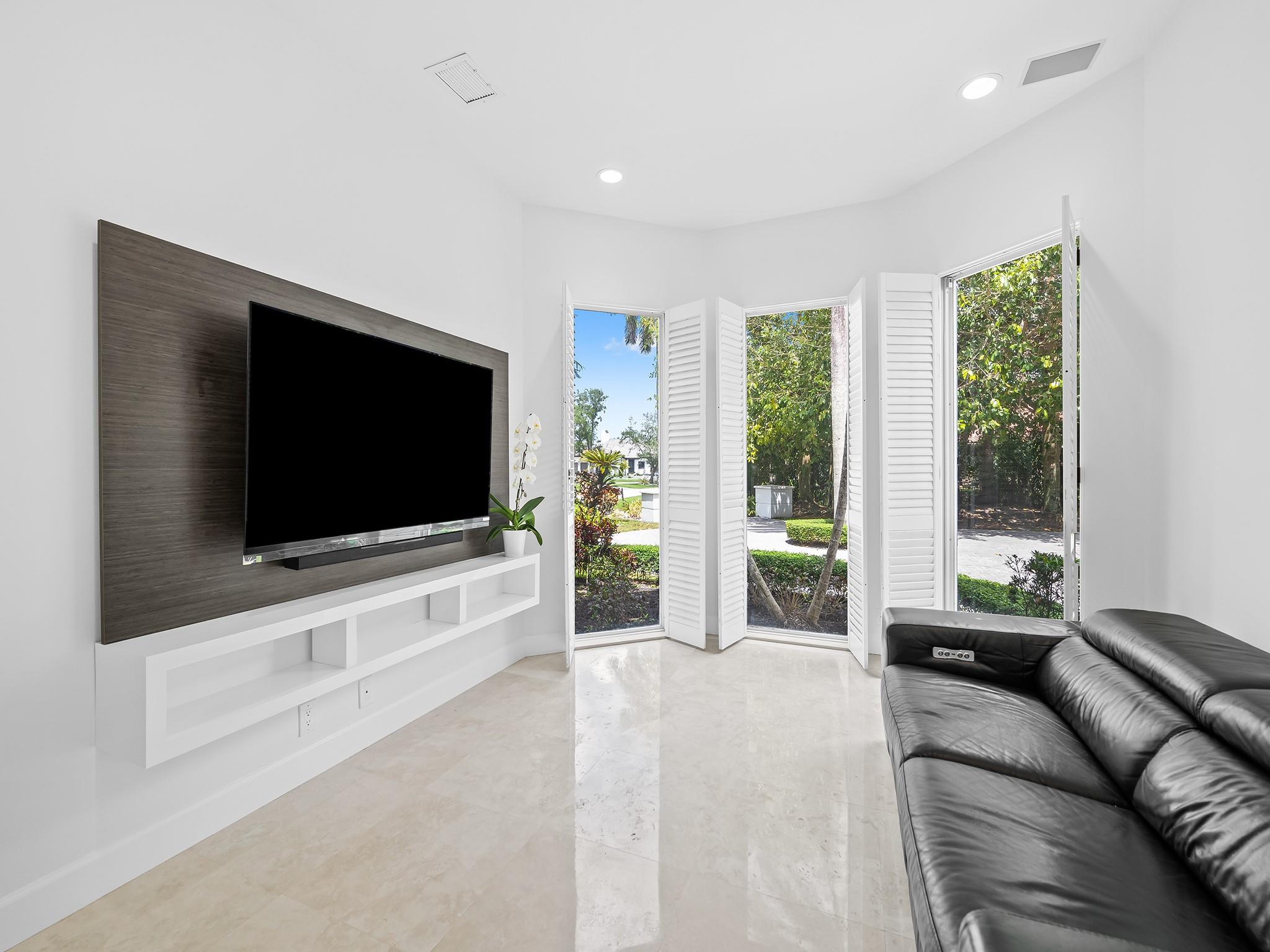 WINDMILL RANCH ESTATES - Residential