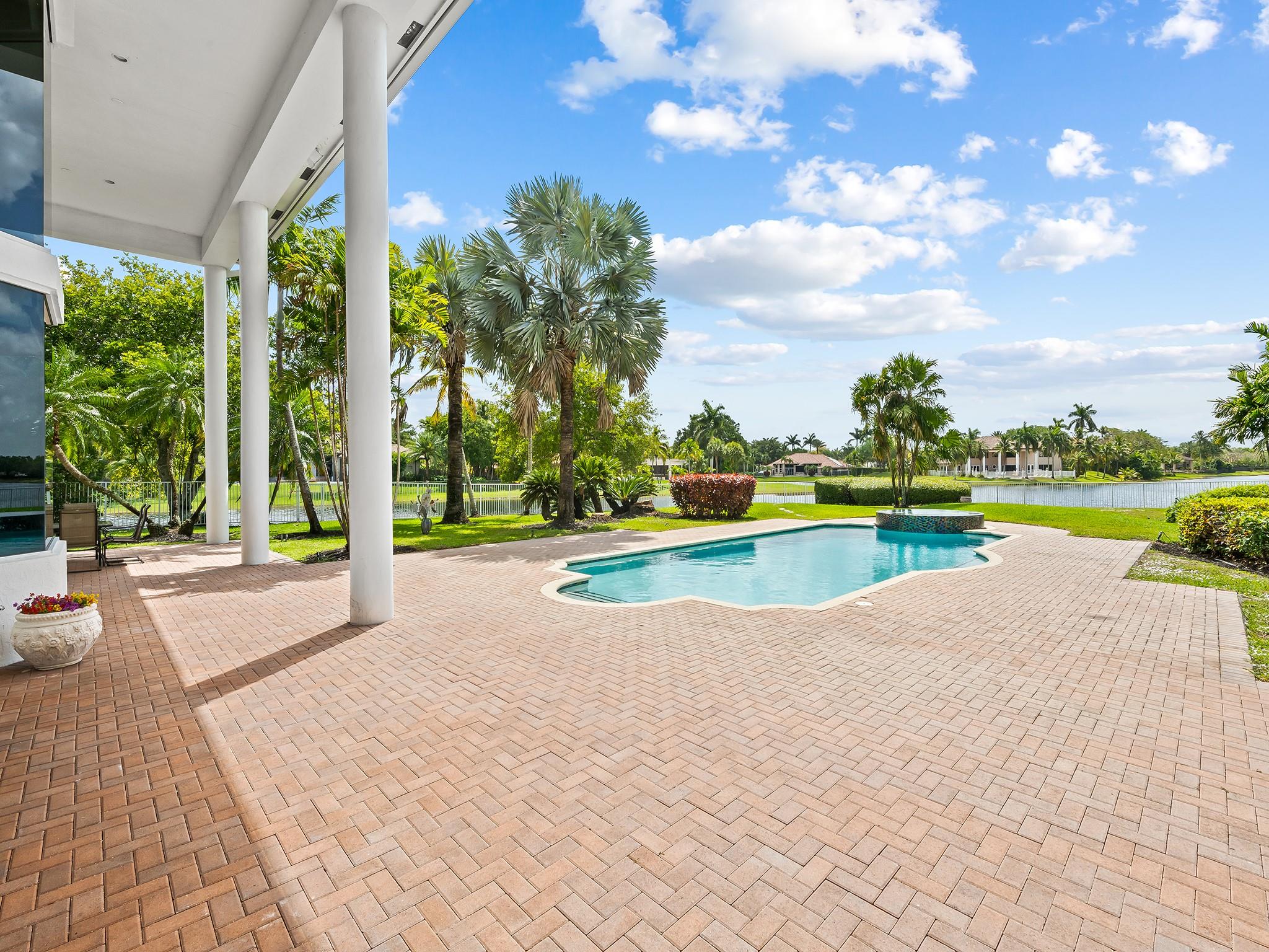 WINDMILL RANCH ESTATES - Residential