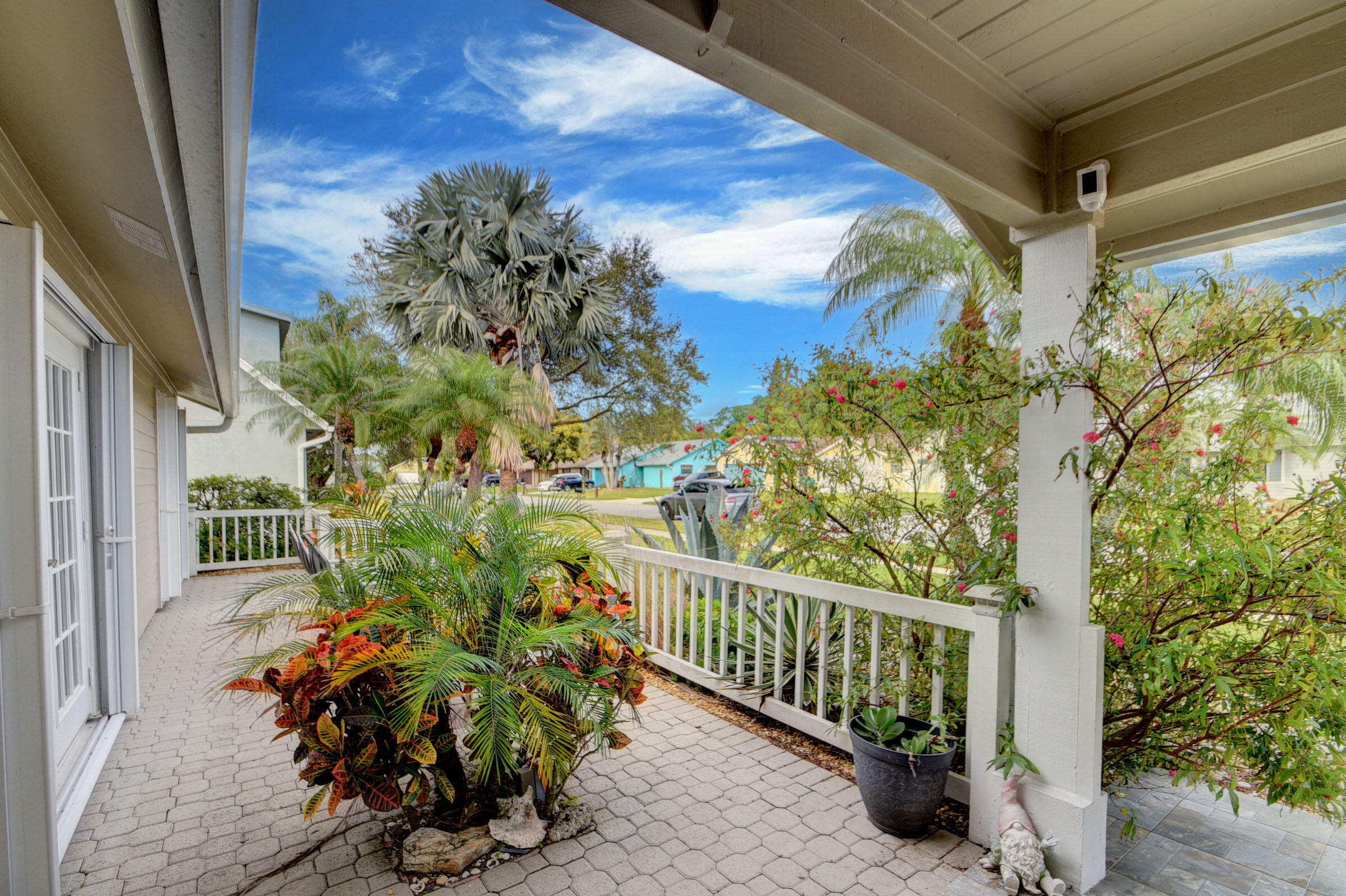 WOODSIDE - Residential