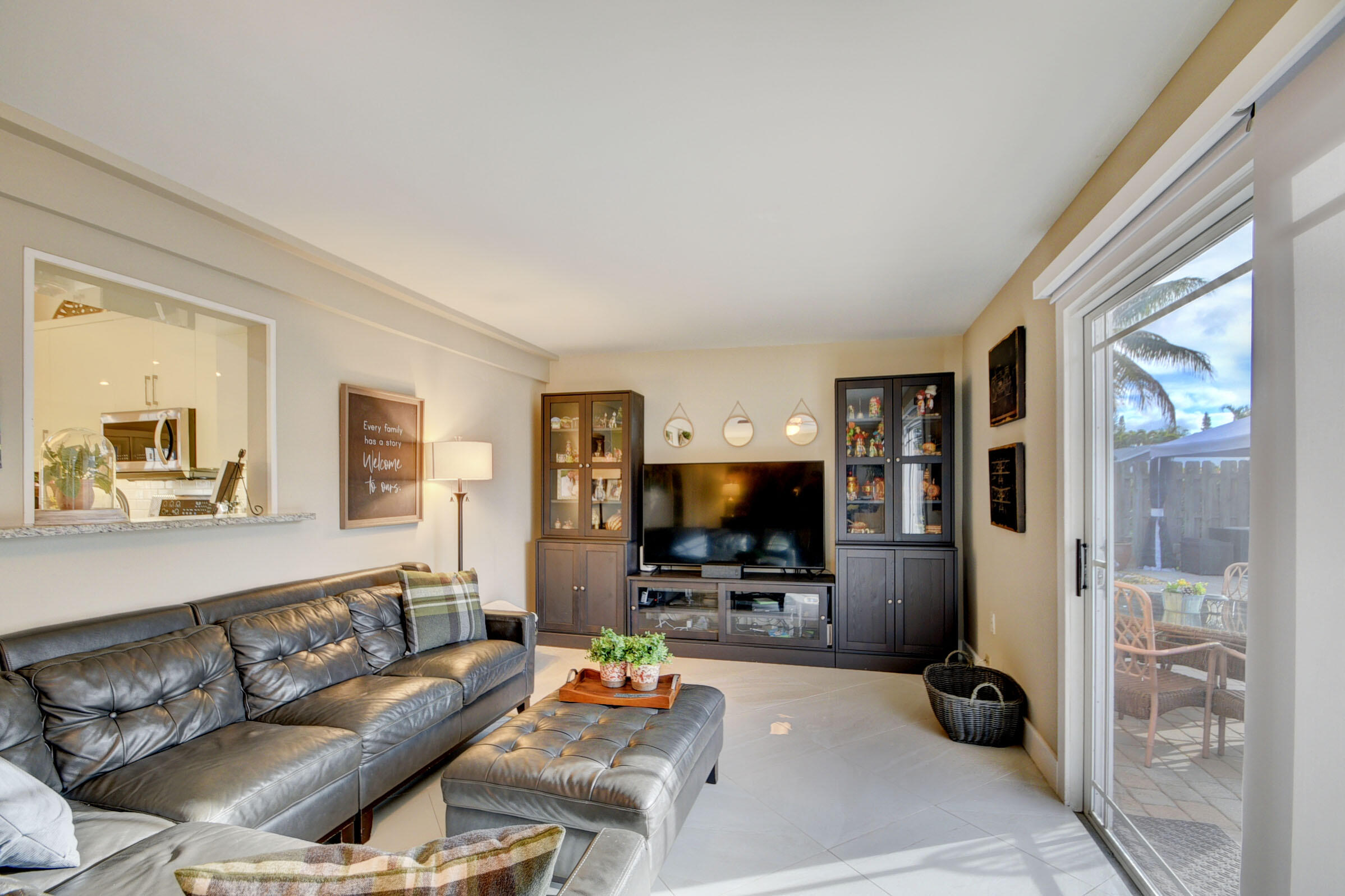 WOODSIDE - Residential