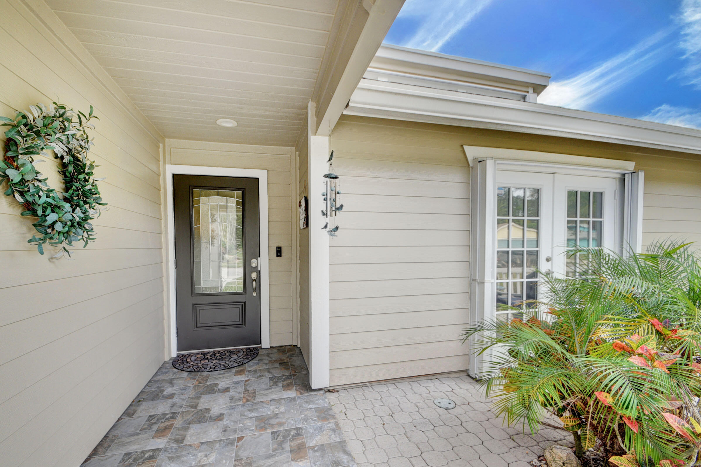 WOODSIDE - Residential