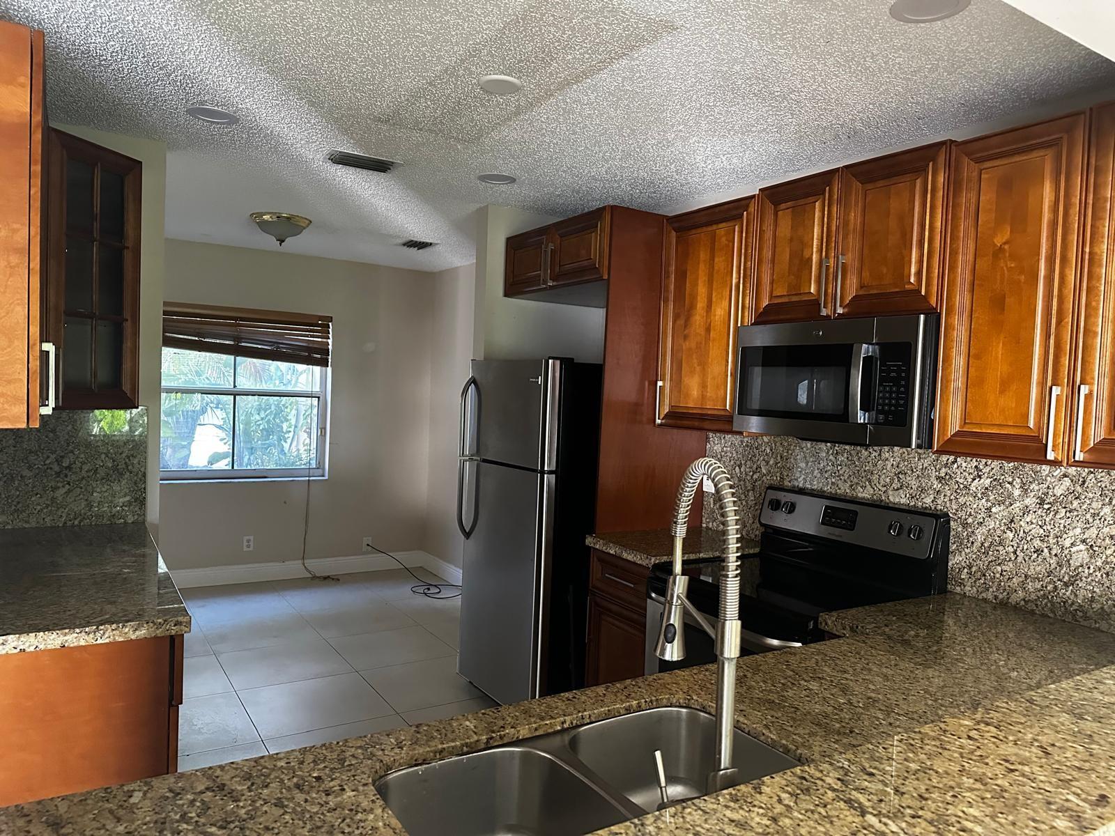spring tree - Residential Lease