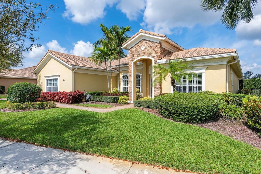Photo of 593 SE Tres Belle Circle, Stuart, FL 34997 (MLS # F10507892)