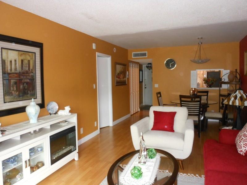 HOLIDAY SPRINGS VILLAGE - Residential