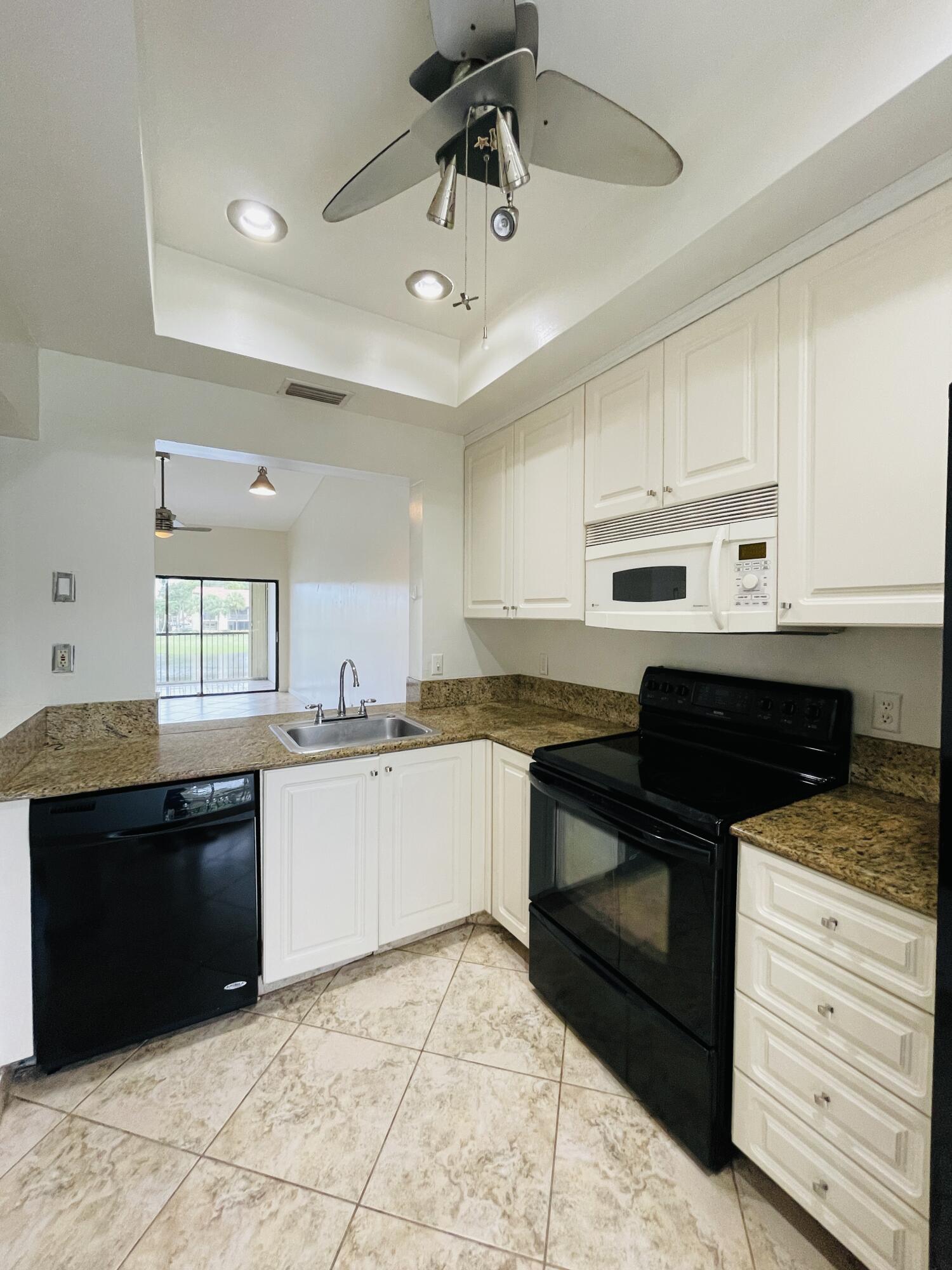 MEADOWRIDGE CONDO - Residential Lease