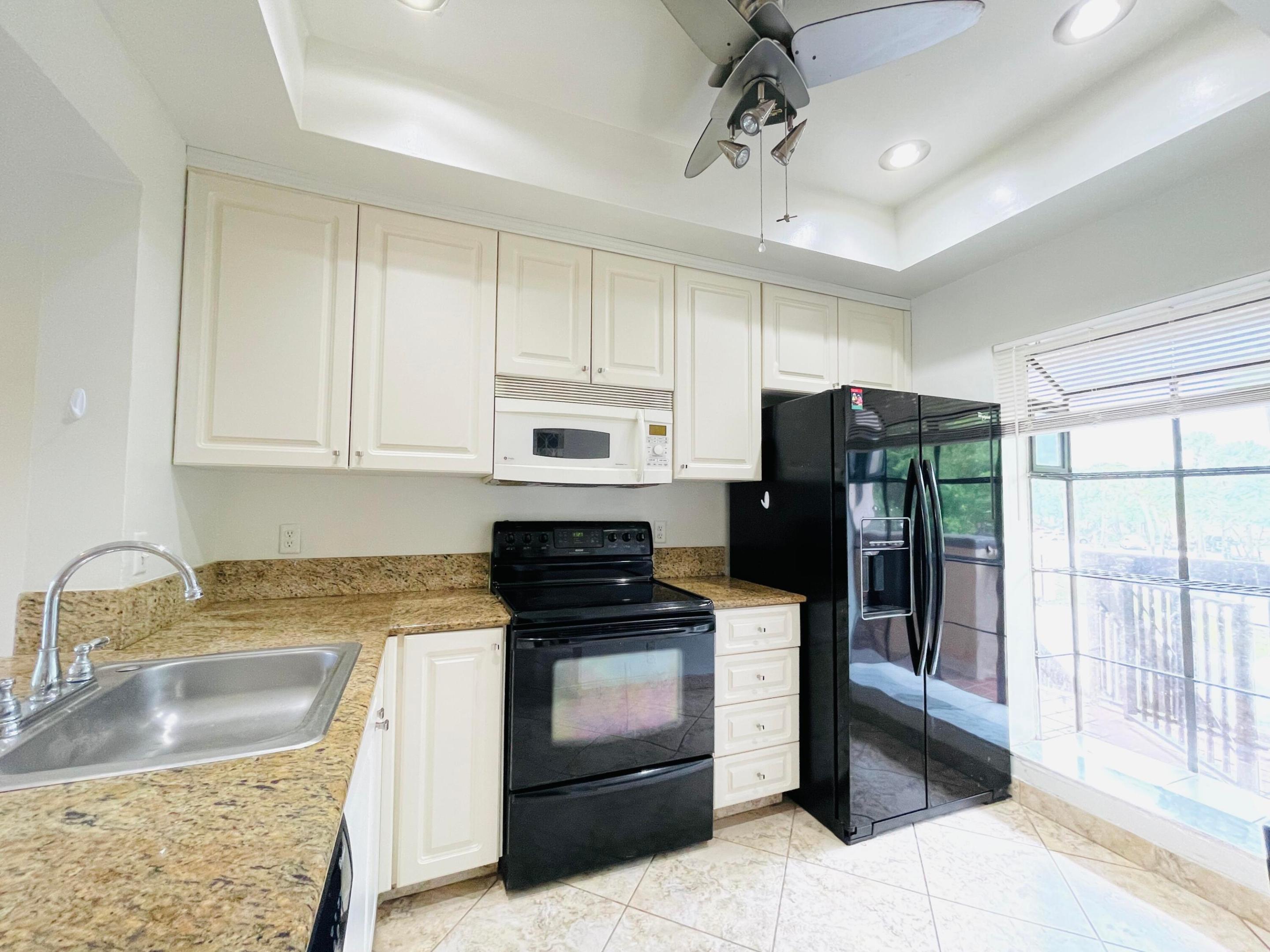 MEADOWRIDGE CONDO - Residential Lease