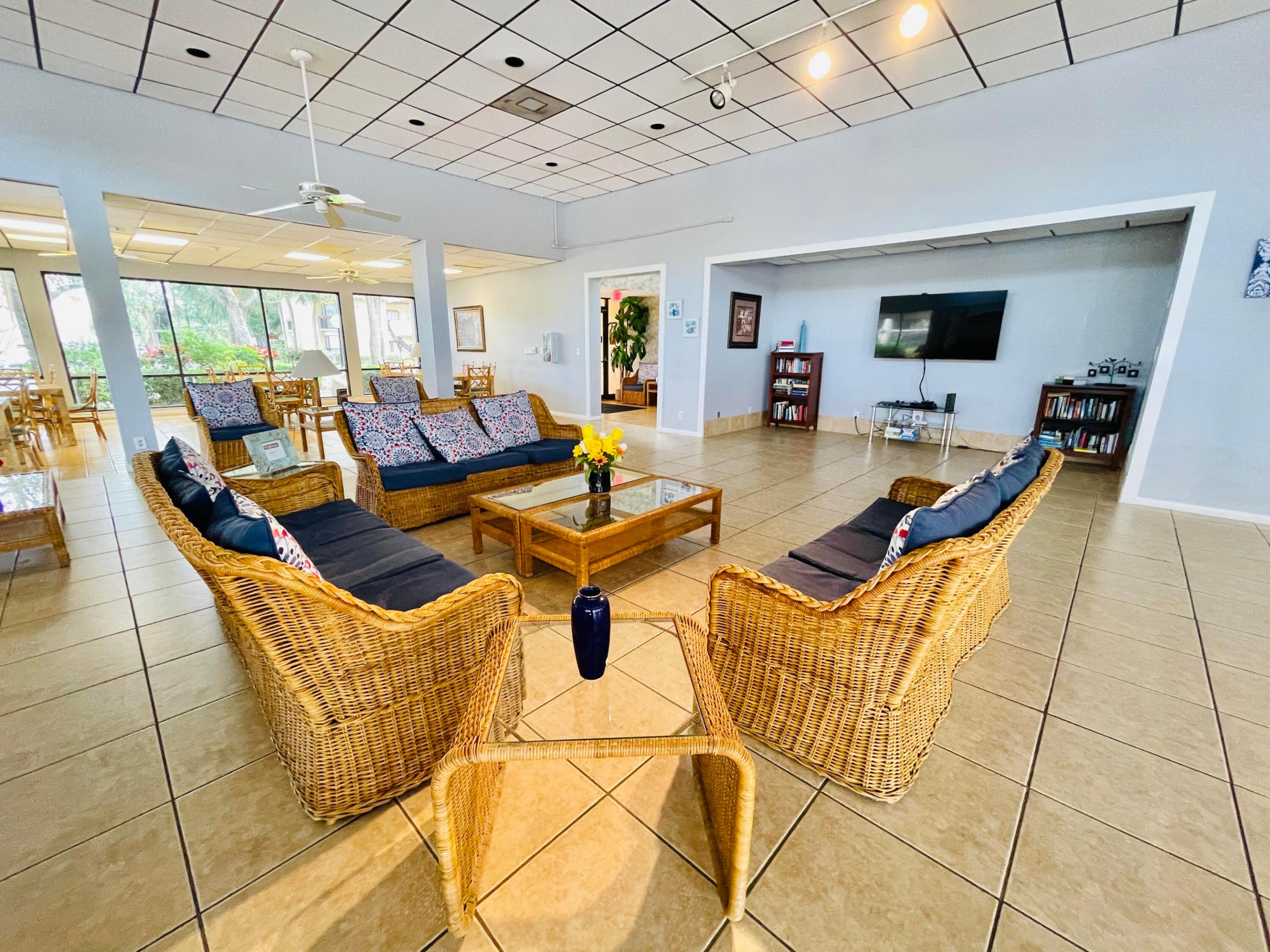 MEADOWRIDGE CONDO - Residential Lease