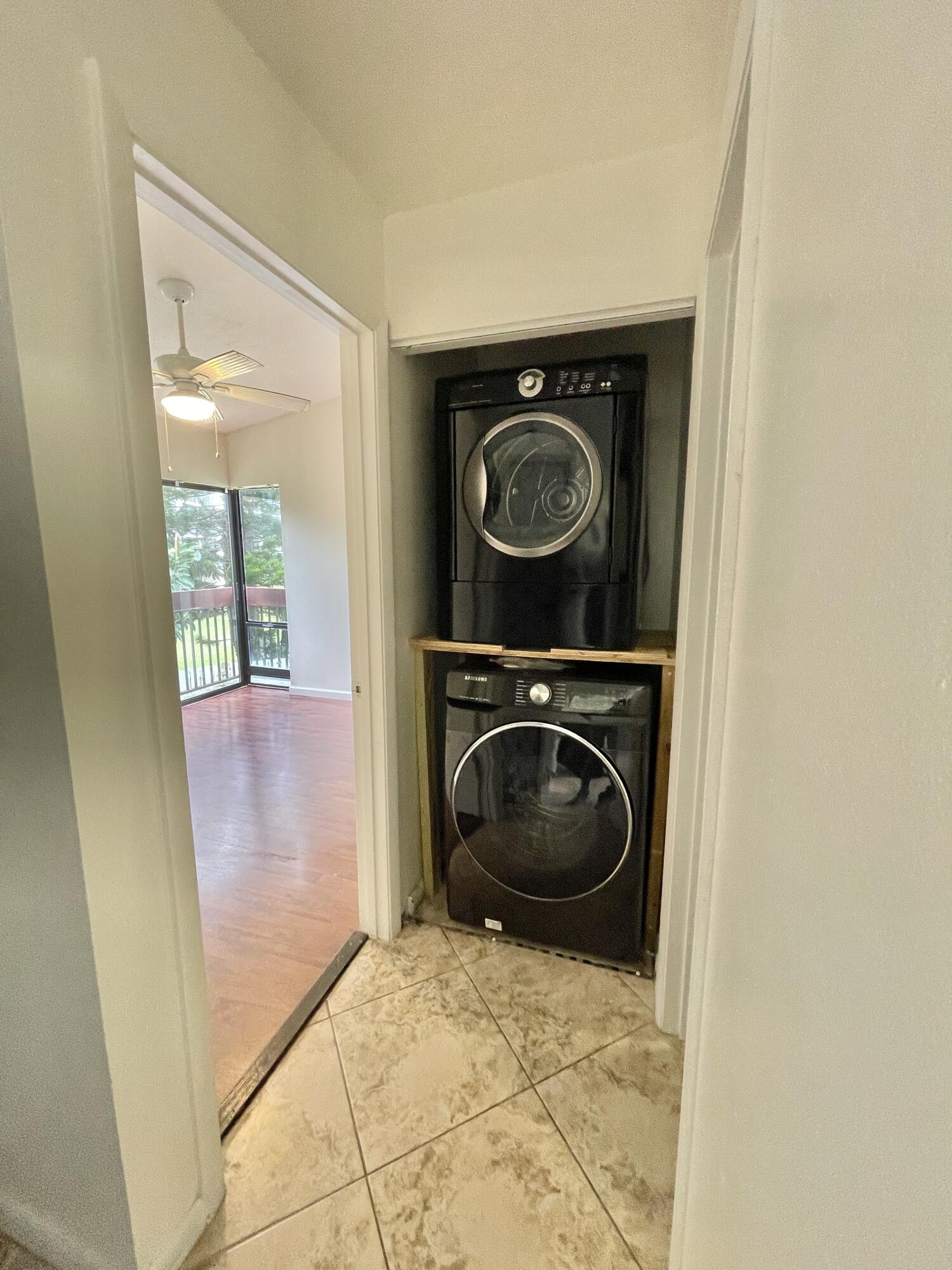 MEADOWRIDGE CONDO - Residential Lease