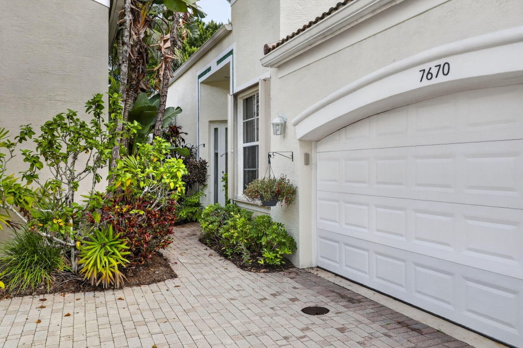 Photo of 7670 JASMINE Court, West Palm Beach, FL 33412 (MLS # B26078386)