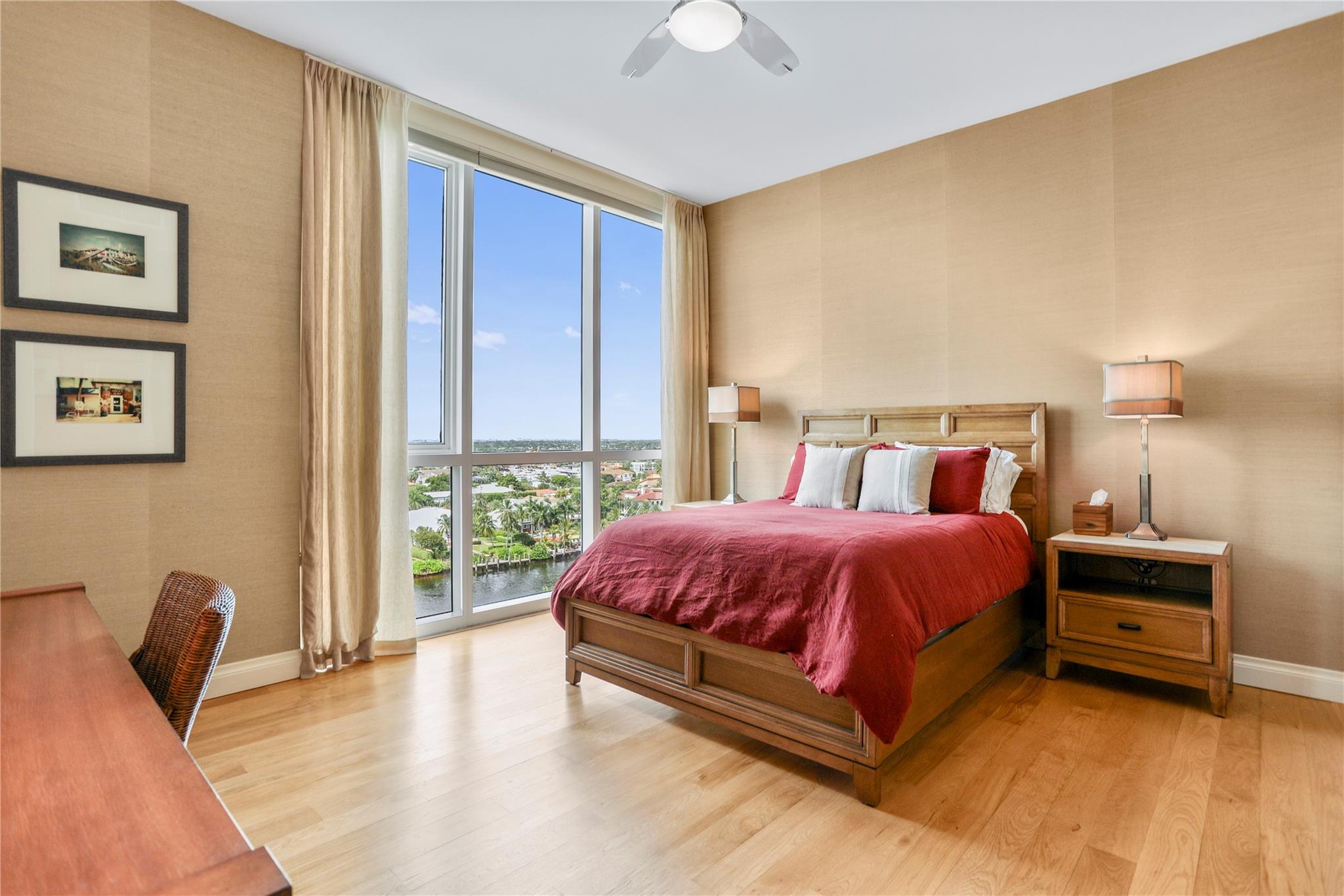 OCEAN GRANDE - Residential