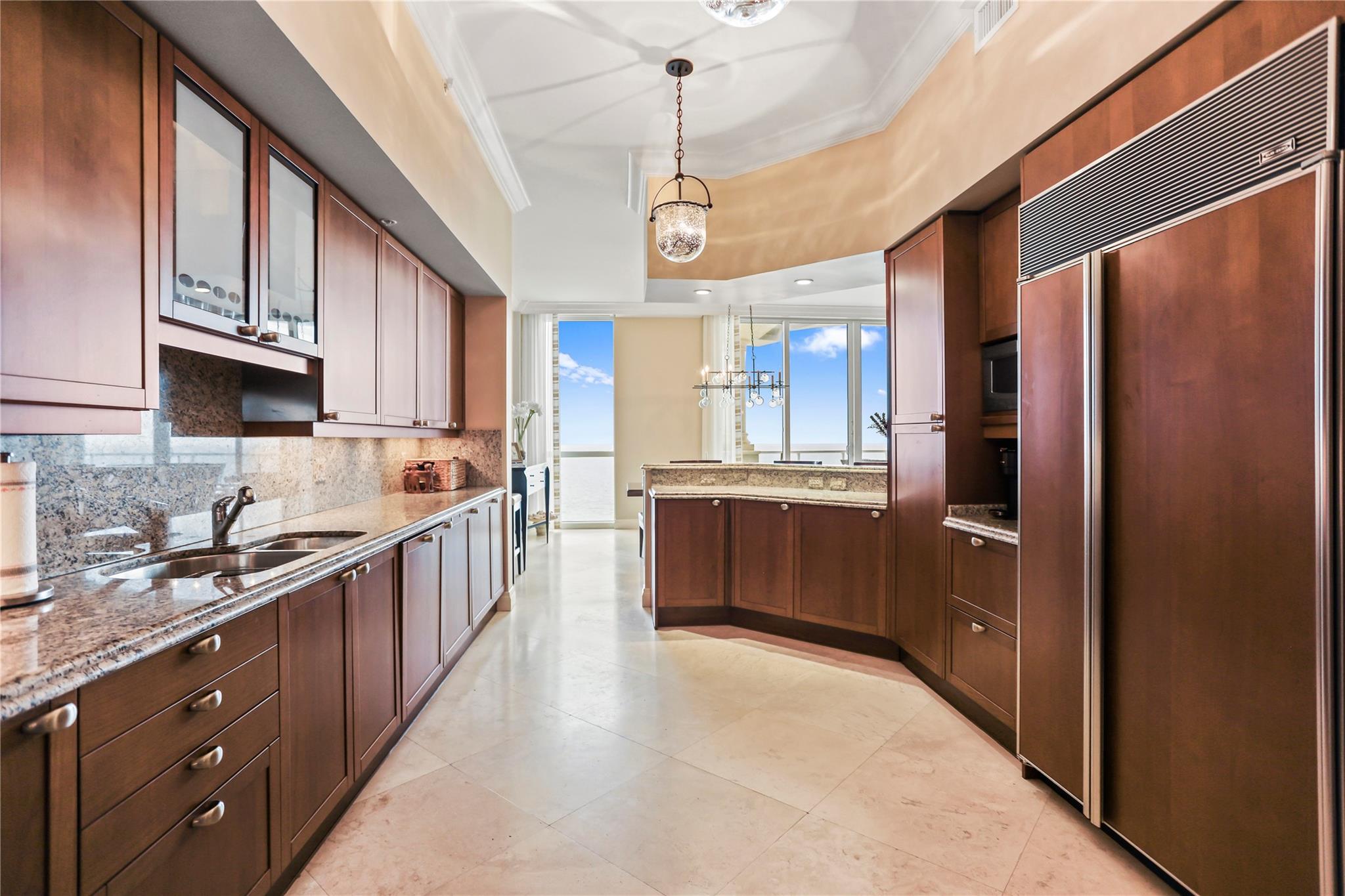 OCEAN GRANDE - Residential