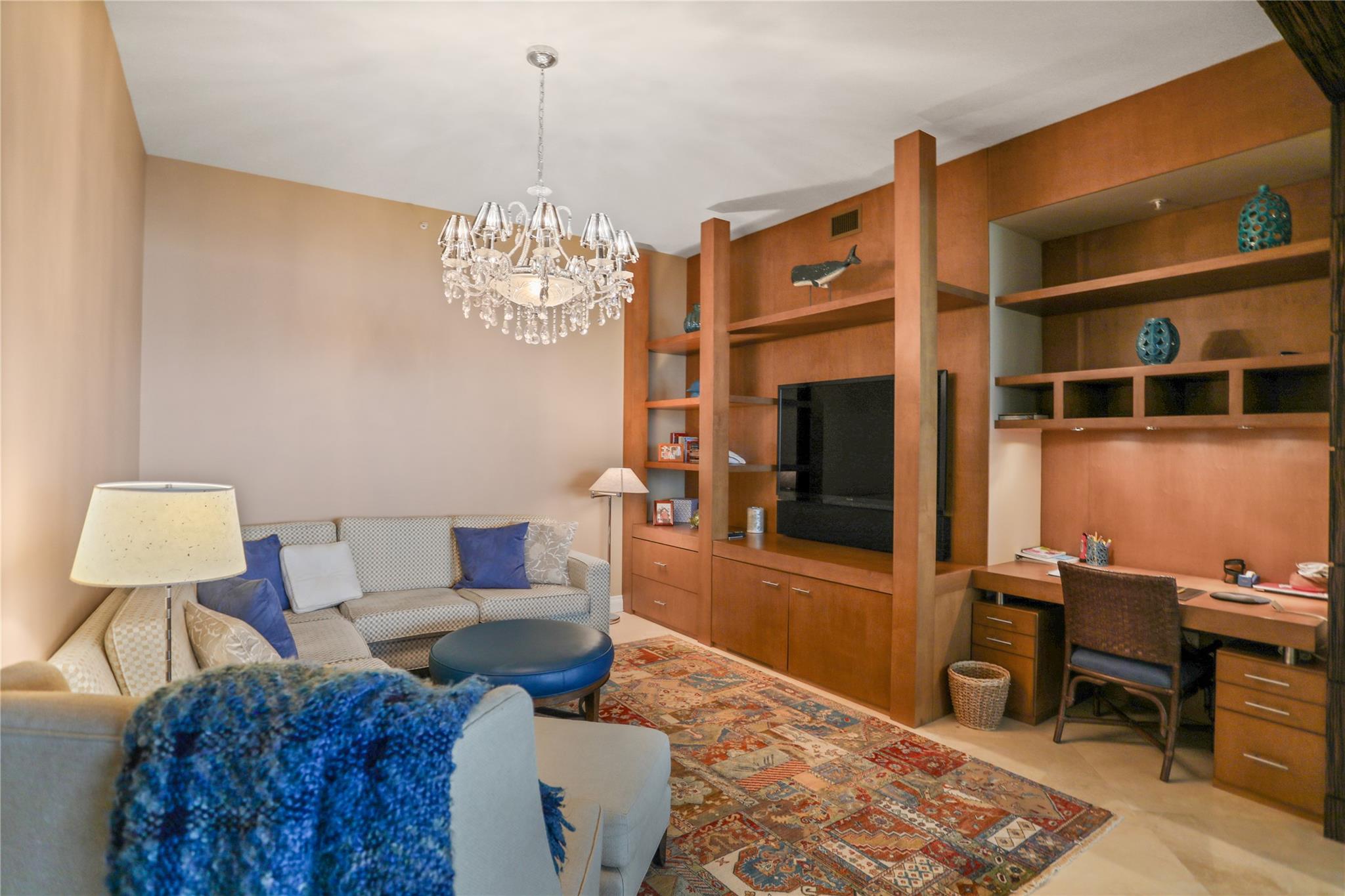 OCEAN GRANDE - Residential