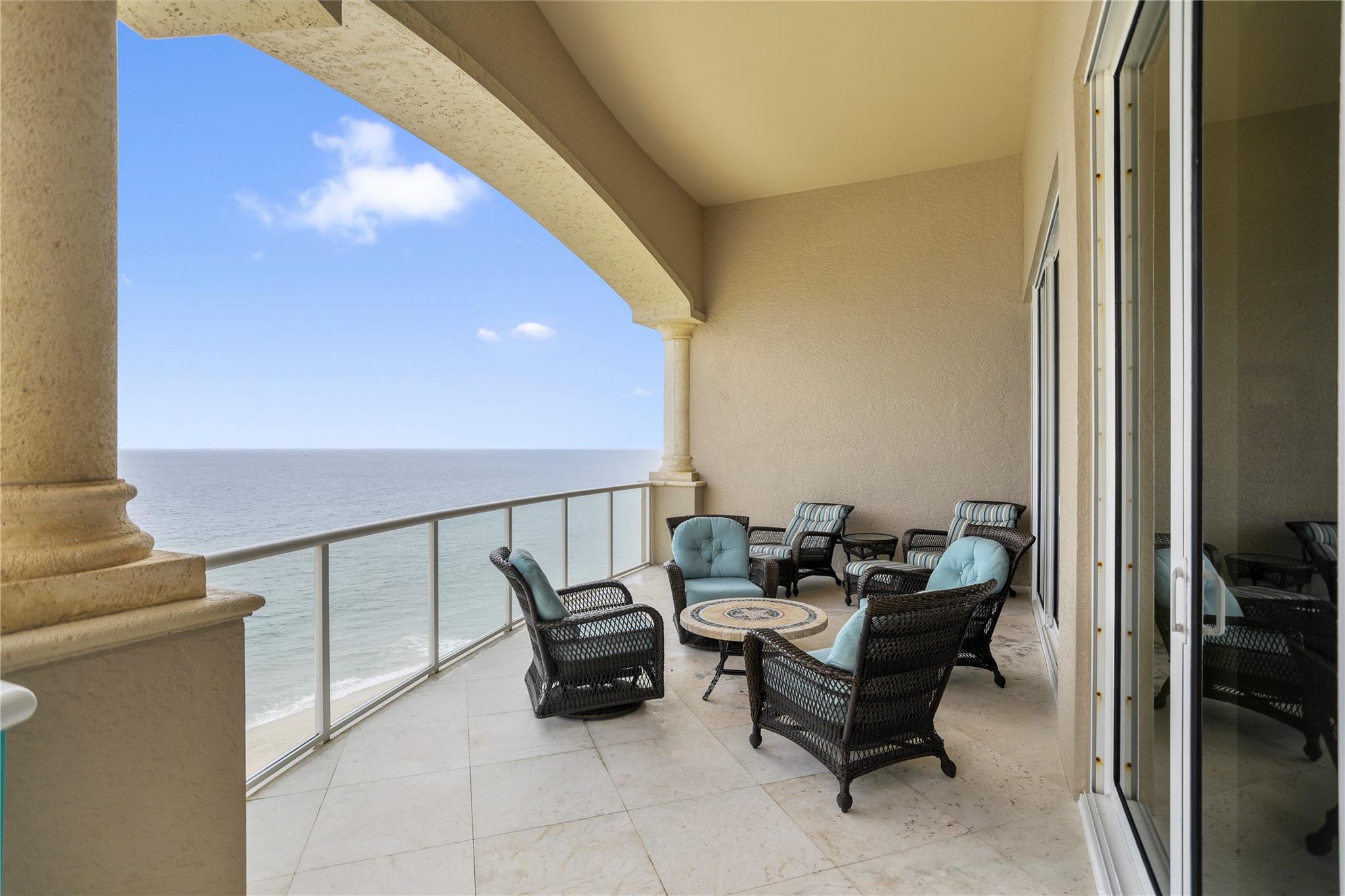 OCEAN GRANDE - Residential