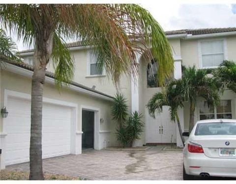 6292 Shadow Tree Lane Lake Worth FL 33463
