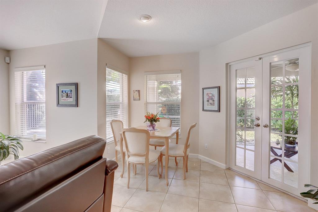 LAWRENCE LAKE ESTATES - Residential